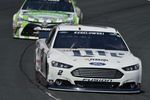 kyle-busch-brad-keselowski-nascar-5-hour-energy-301-590x900.jpg