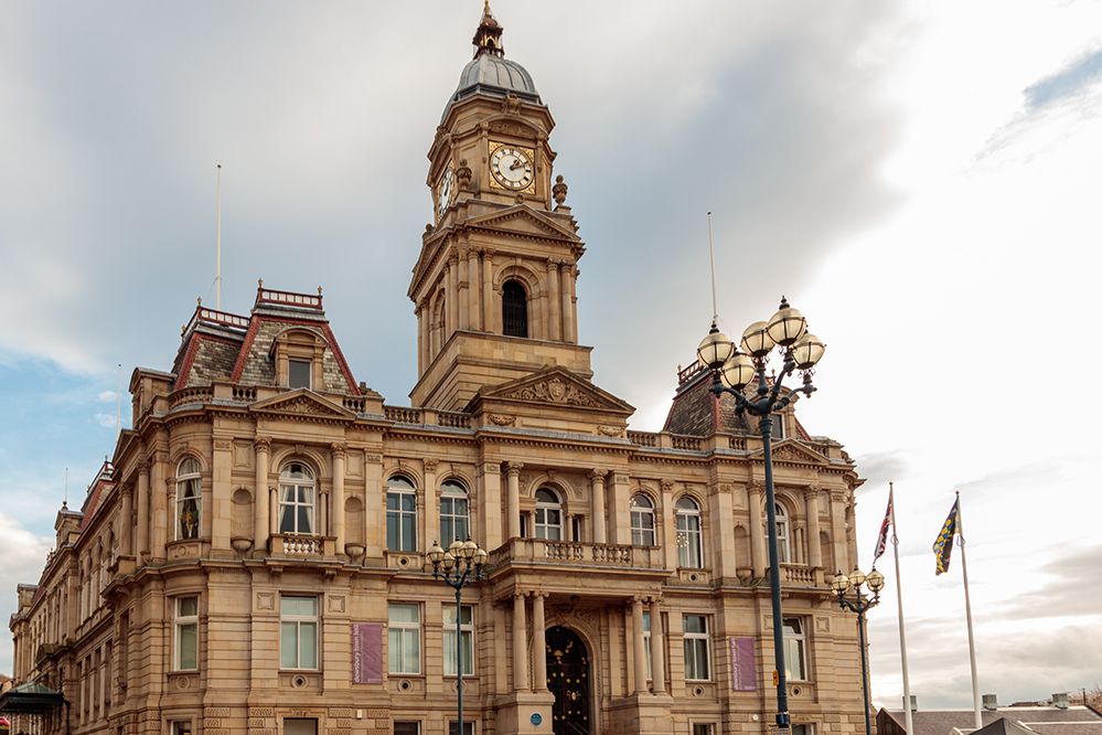 Dewsbury_999px.jpg