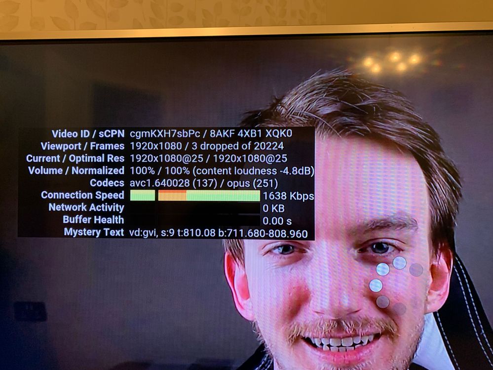 Yet again, connection speed, network activity and buffer health all drop to pretty much nothing.
