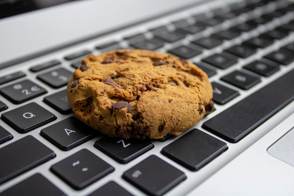 cookie-on-a-keyboard